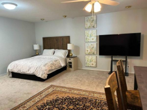 Spacious 2Beds Suite Close to Downtown and UC Davis Medical Center